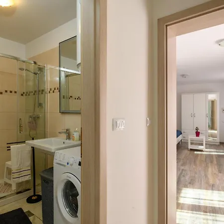 Holiday home Stunning In Fradelani With Wifi